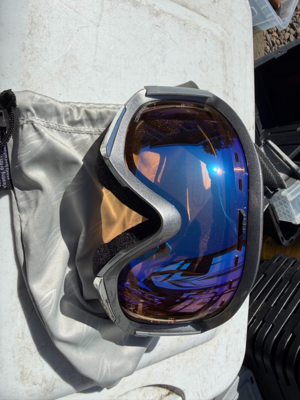 SMITH Snow Goggles with Blue Mirrored Lens and Silver Frame